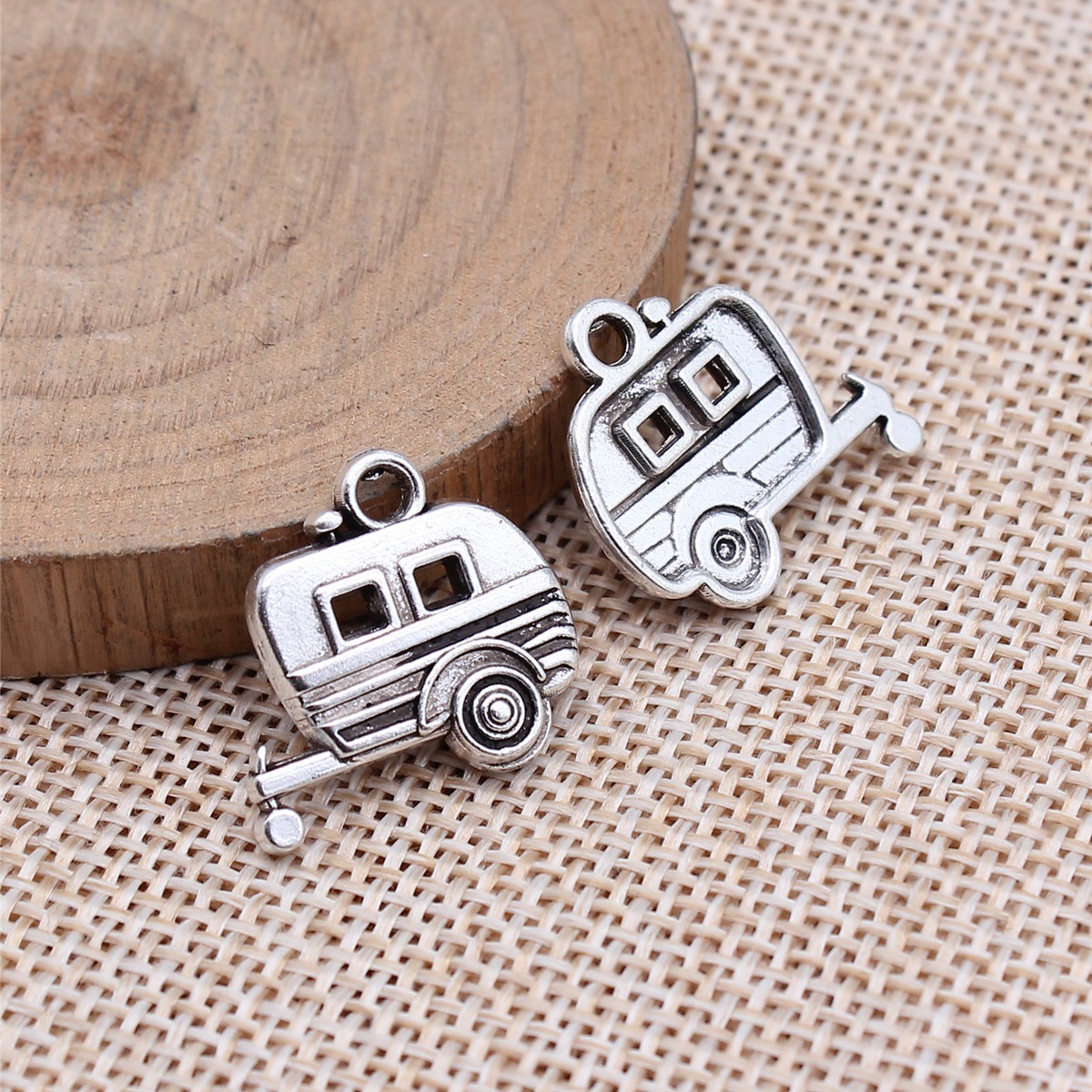 Vintage Fashion Theme - 20pcs 19x18mm(0.75x0.71inch) Antique Silver Color Rv