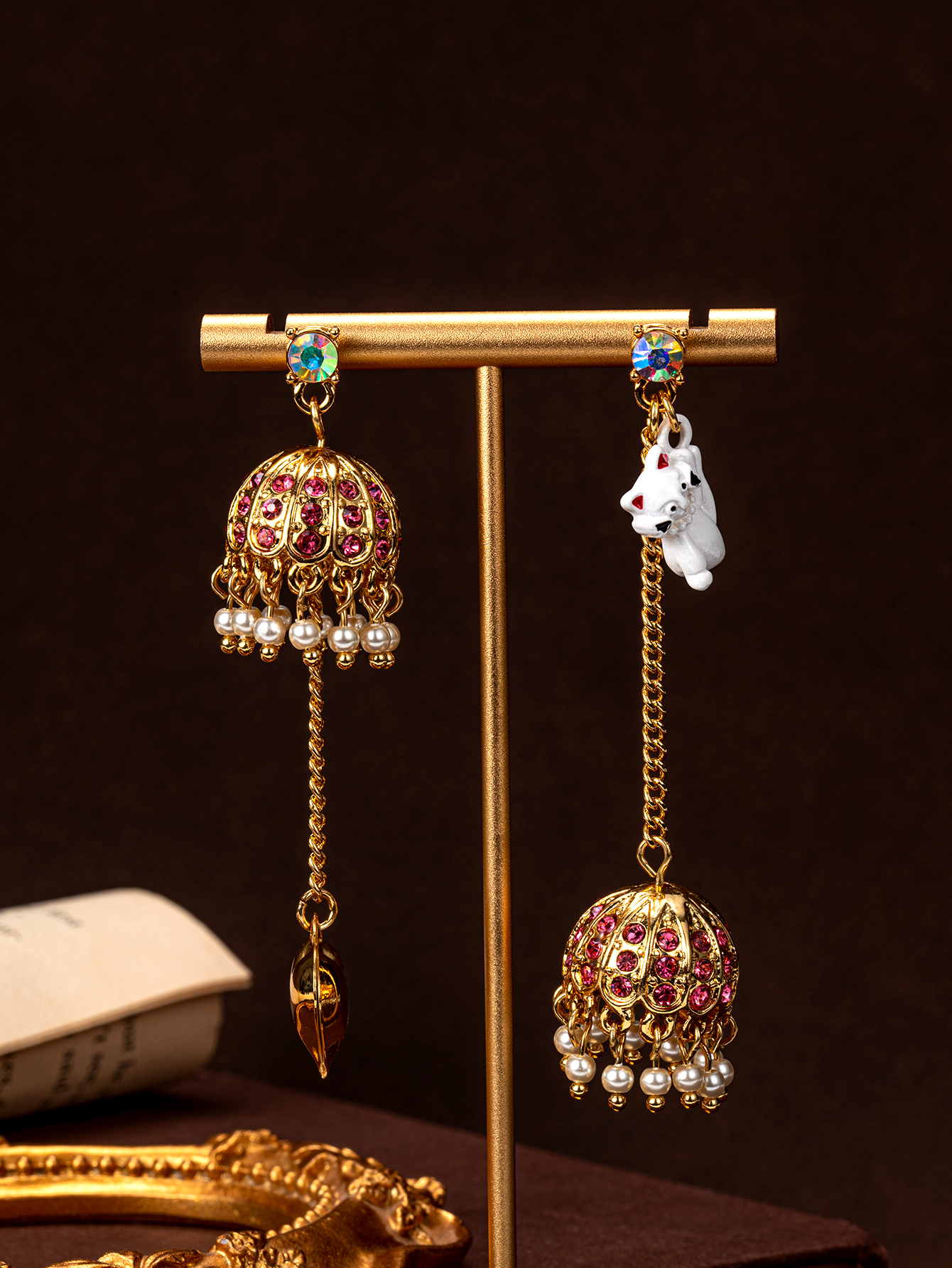 1 Pair of Vintage Rhinestone-E – обзор и цена Quirky Vintage Fashion