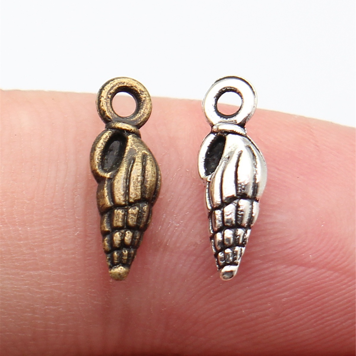 WYSIWYG 20pcs 5x14mm 2 Colors  – обзор и цена Vintage Fashion Theme