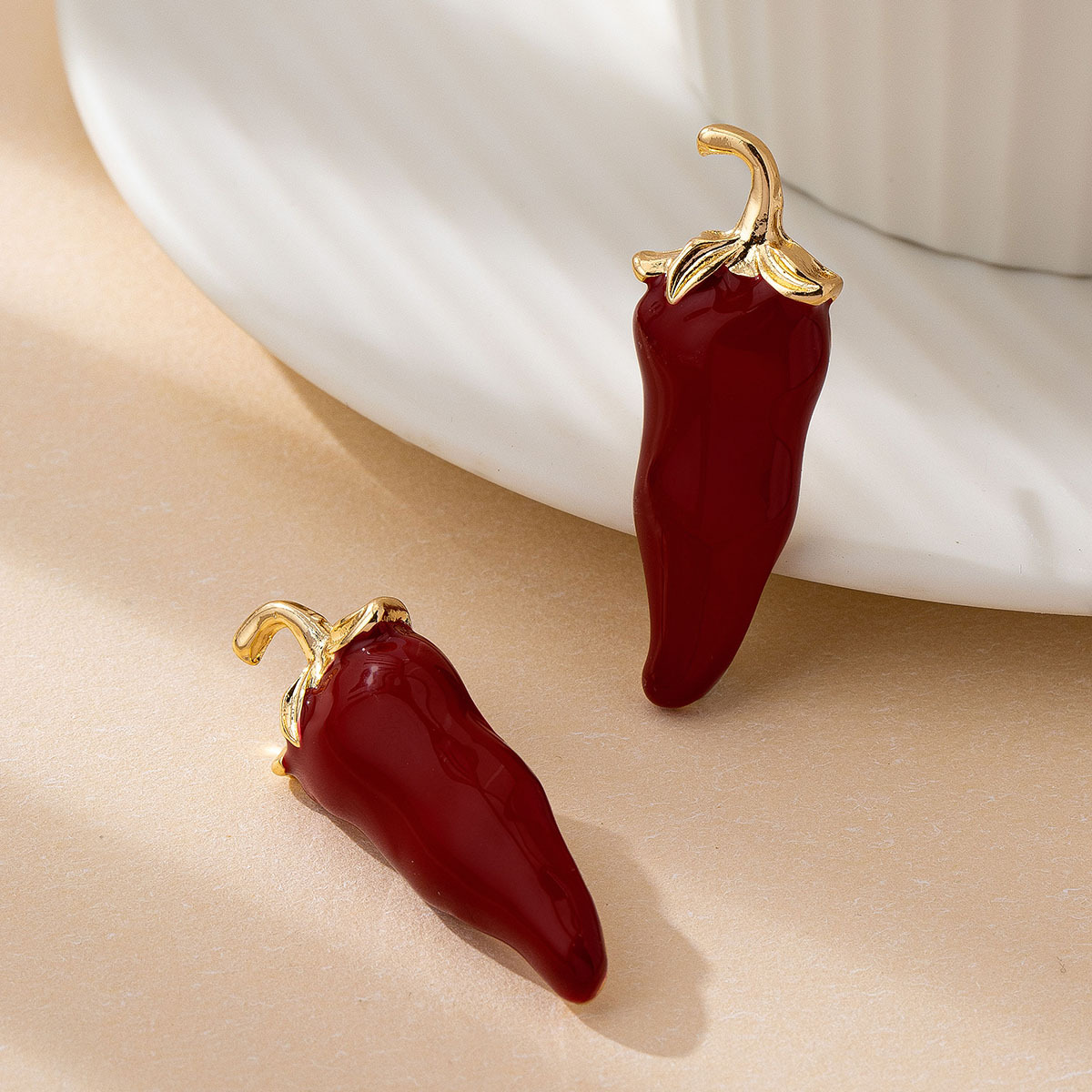 Quirky Chili Stud Earrings Wom – обзор и цена Quirky Vintage Fashion